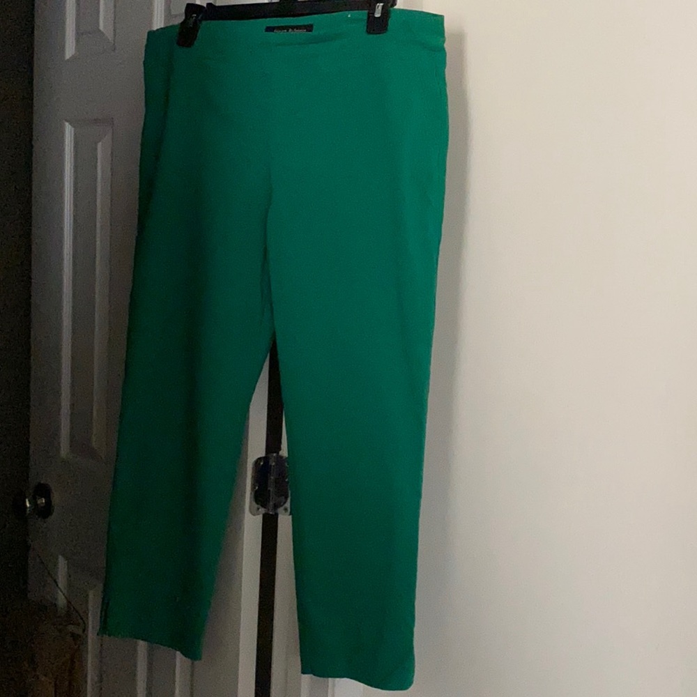 Green stretchy pants